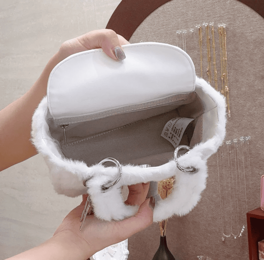 Classic Marshmallow Pluffy Lady Fleece BK Bag -Medium