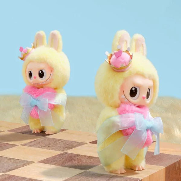 THE MONSTERS Labubu Let's Checkmate Series The Queen Vinyl Plush Hanging Card