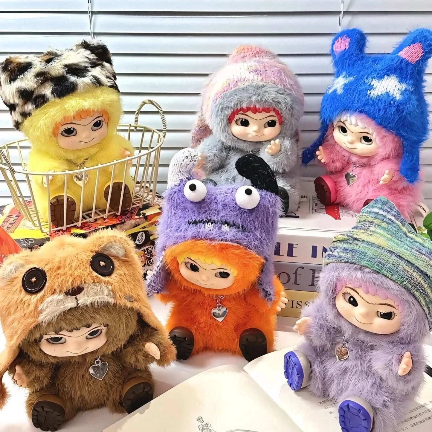 WAKUKU Furry Trendy Party Series Blind Box - Luckboxtoy